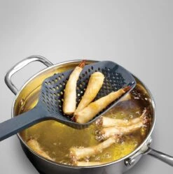 Joseph Joseph Scoop Plus Vergietlepel - Schuimspaan - Frituurschep 14 Joseph Joseph Scoop Plus Vergietlepel - Schuimspaan - Frituurschep -Merkloos Winkel 1188x1200 4