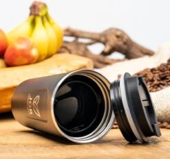 JOR Products® Thermobeker - Koffiezetapparaat - Koffiebonen - Thee - Koffiemachine - Thermoskan - Espressomachine - Reizen - Camping - Koffiefilterhouder -Merkloos Winkel 1200x1125 7