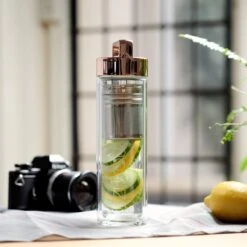 Dzukou - Theeglas Met Filter - Waterfles Met Fruit Filter - Thermosfles Met Rosé Gouden Dop - 425 Ml Dubbelwandig Glazen Waterfles - Theefles - Duurzame En Milieuvriendelijke Theebeker Voor Onderweg – Luchtdicht En Lekvrij -Merkloos Winkel 1200x1200 1044