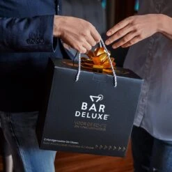 BarDeluxe® Gin Tonic Glazen - Gin Tonic Geschenkset - Handgeblazen - Gin Glazen - 2 Stuks - Gin Set - Kristal - Inclusief 2 Gin Glazen, Gin Tonic Lepel, Maatbeker, 2 RVS Rietjes & Receptenboekje -Merkloos Winkel 1200x1200 1131