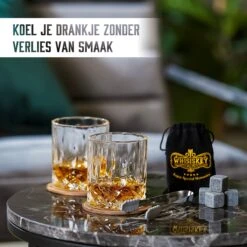 Whisiskey Luxe Whiskey Set - Incl. 2 Whiskey Glazen, 8 Whiskey Stones, 2 Onderzetters, Fluwelen Opbergzak, Opbergbox - Whisky Geschenkdoos - Glas - Herbruikbare IJsblokjes - Cadeau Voor Man & Vrouw -Merkloos Winkel 1200x1200 1300