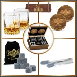 Whisiskey Luxe Whiskey Set - Incl. 2 Whiskey Glazen, 8 Whiskey Stones, 2 Onderzetters, Fluwelen Opbergzak, Opbergbox - Whisky Geschenkdoos - Glas - Herbruikbare IJsblokjes - Cadeau Voor Man & Vrouw -Merkloos Winkel 1200x1200 1303