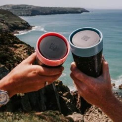 Circular & Co - Travel Mug - Koffiebeker To Go - Coffee To Go Beker - 340 Ml - Crème - Zwart - 12oz - Duurzaam 20 Circular & Co - Travel Mug - Koffiebeker To Go - Coffee To Go Beker - 340 Ml - Crème - Zwart - 12oz - Duurzaam -Merkloos Winkel 1200x1200 1684