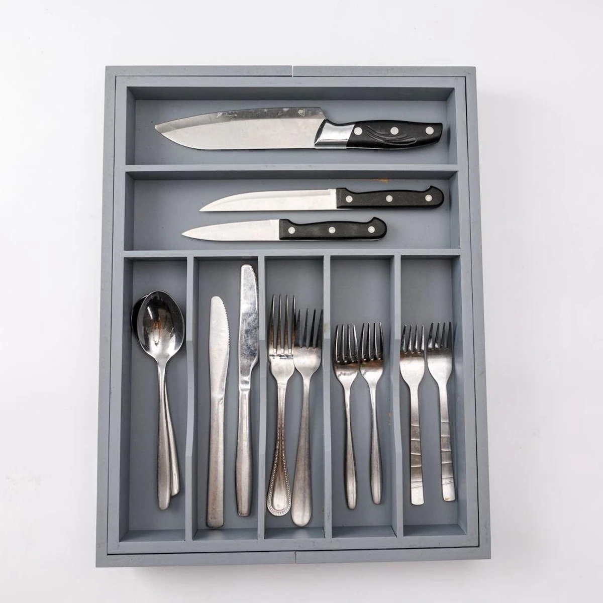 Merkloos Decopatent® Uitschuifbaar Bestekbak - Besteklade - 7 Vaks -> Uitschuifbaar Naar 9 Vakken - Bestekbakken Organizer - Bamboe - Grijs 8 Merkloos Decopatent® Uitschuifbaar Bestekbak - Besteklade - 7 Vaks -> Uitschuifbaar Naar 9 Vakken - Bestekbakken Organizer - Bamboe - Grijs - Afbeelding 6