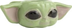 Paladone - Disney Star Wars Menalorian Baby Yoda 3D Mok -Merkloos Winkel 1200x470 1