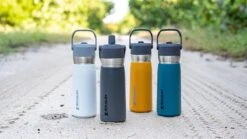 Stanley The IceFlow™ Flip Straw Water Bottle 0,65L - Thermosfles - Charcoal 10 Stanley The IceFlow™ Flip Straw Water Bottle 0,65L - Thermosfles - Charcoal -Merkloos Winkel 1200x673 1