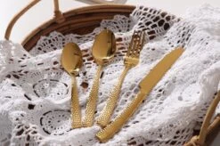 Bestekset - Bestek Goud Gehamerd -24 Delig-Zwitsers Kwaliteit-Complete Set-100% Roestvrijstaal-Gehamerd Gold 24k-Goud 24K -Merkloos Winkel 1200x799 45