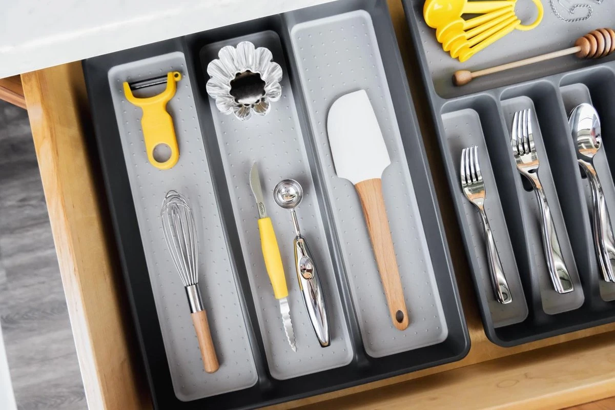 Madesmart Bestekbak - Besteklade 3 Vakken - Antraciet 5 Madesmart Bestekbak - Besteklade 3 Vakken - Antraciet - Afbeelding 3