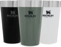Stanley The Stacking Beer Pint 0,47l - Beker - Hammertone Green -Merkloos Winkel 1200x930 7