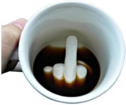 Merkloos Middelvinger Koffiemok - Grappig - Creatief - Perfect Cadeau - Humor - Thee - Melk - Keramiek -Merkloos Winkel 1200x997 6