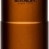 Stanley The NeverLeak™ Travel Mug 0,47L NEW - Thermosfles - Maple 2 Stanley The NeverLeak™ Travel Mug 0,47L NEW - Thermosfles - Maple -Merkloos Winkel 400x1200