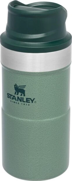 Stanley The Trigger-Action Travel Mug 0,25L - Thermosfles - Hammertone Green -Merkloos Winkel 478x1200 1