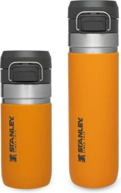 Stanley The Quick Flip Water Bottle 0,70L - Thermosfles - Saffron 18 Stanley The Quick Flip Water Bottle 0,70L - Thermosfles - Saffron -Merkloos Winkel 757x1200 1