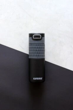 Kambukka Etna Grip Thermosbeker 500 Ml - Makkelijk Reinigen - Lekvrije Koffiebeker - Zwart -Merkloos Winkel 800x1200 2